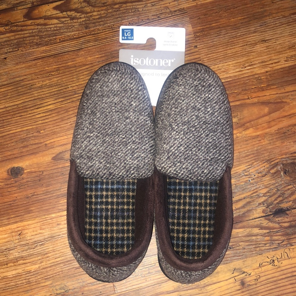 Isotoner l NWT Slippers Brown Plaid Preppy